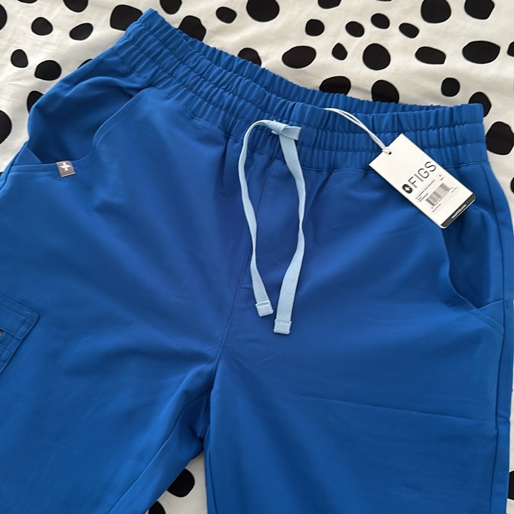 Figs scrubs set